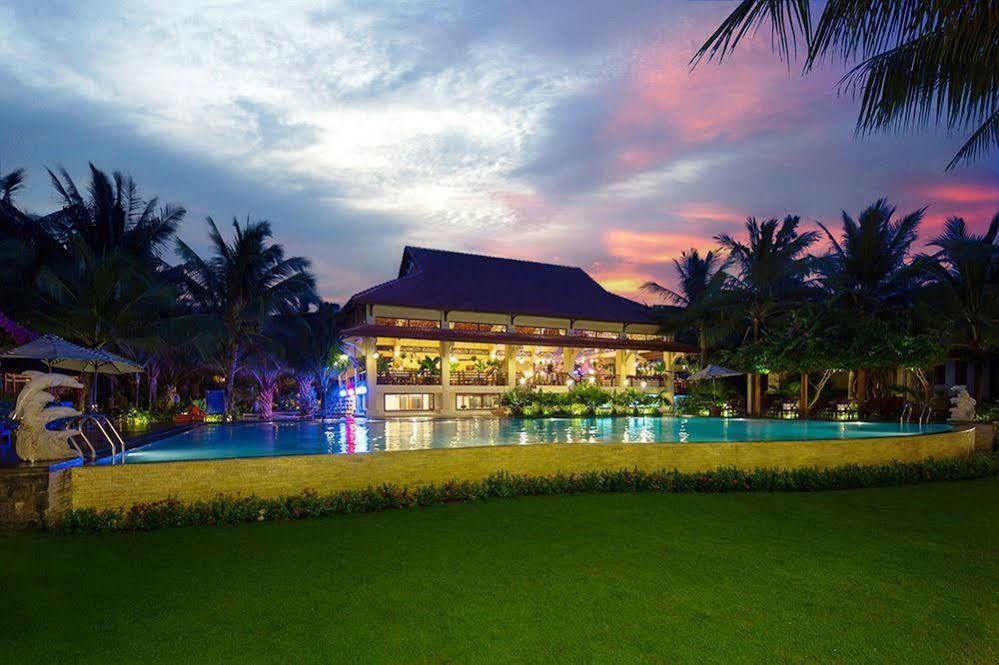 Sunshine Beach Resort Mui Ne Exteriör bild
